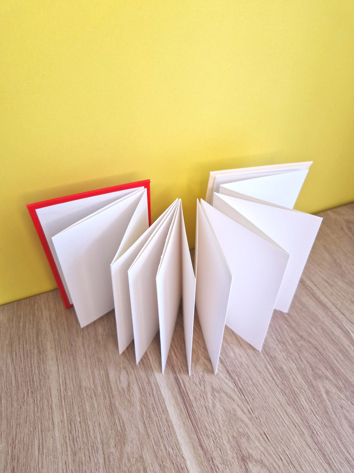 Carnet A6 multi-technique – Rouge & Beige