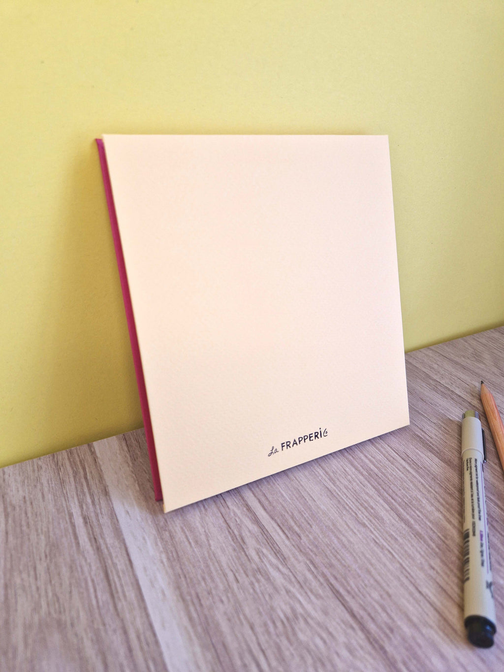 Carnet carré 16×16 multi-techniques – Violet & Beige